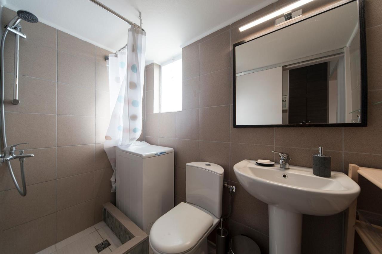 Apartamento El Greco Bright, Airy Penthouse In Trendy Petralona Atenas Exterior foto